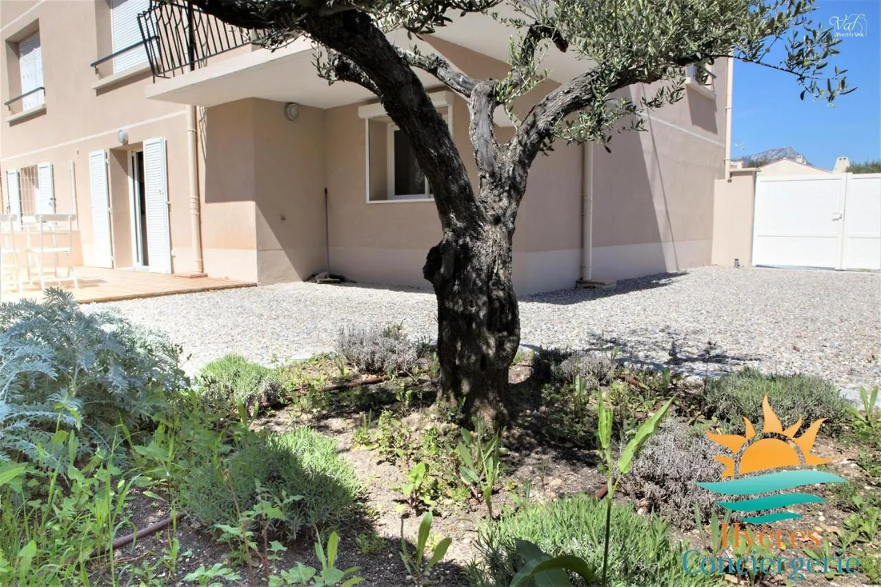 Apartment Appartement 3 Etoiles Coquet A 700M De La Mer Les Bonnettes Wifi Pk By Hc Le Pradet