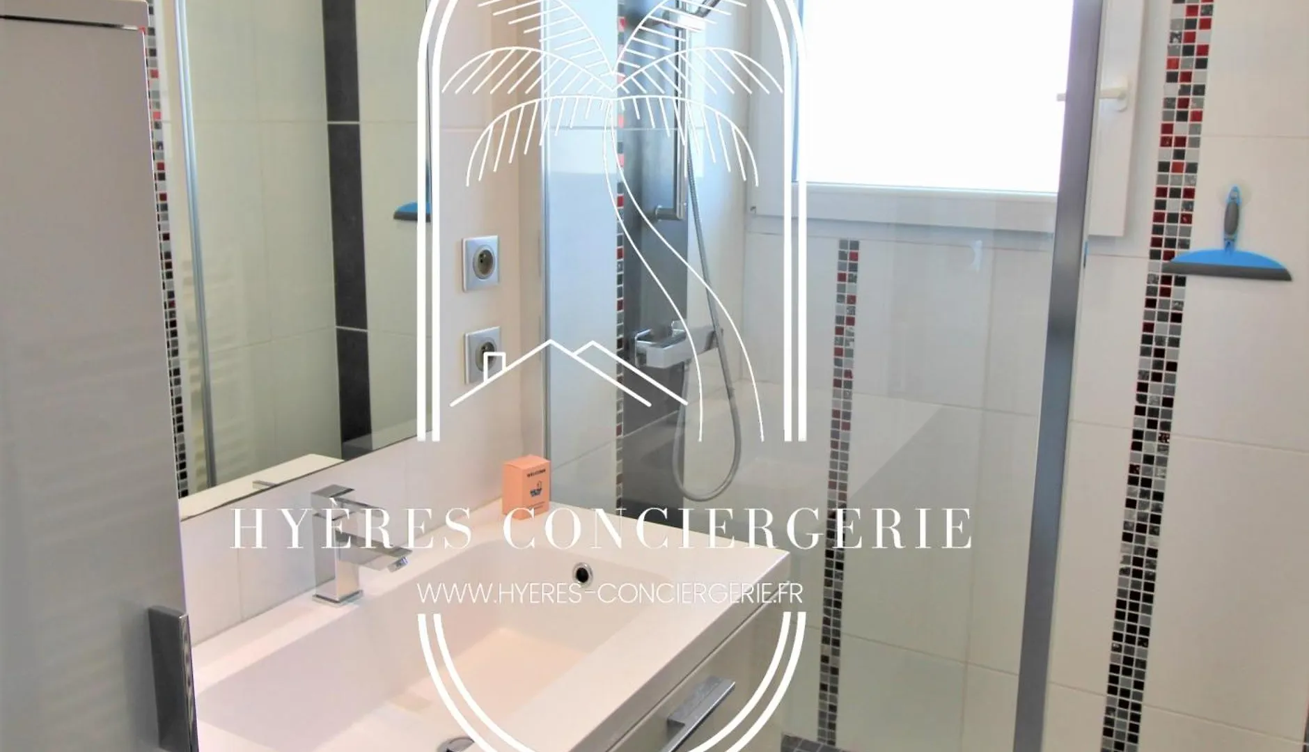 Appartement 3 Etoiles Coquet A 700M De La Mer Les Bonnettes Wifi Pk By Hc Le Pradet France