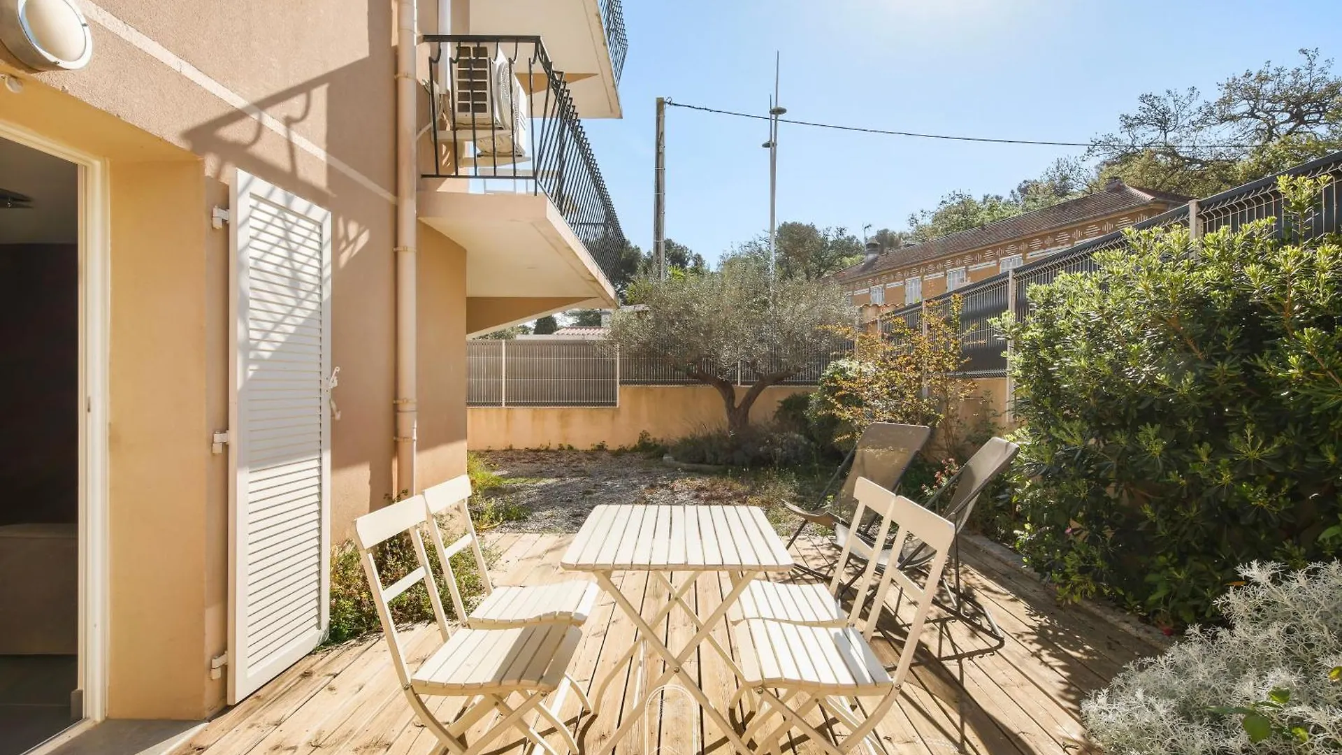 Apartment Appartement 3 Etoiles Coquet A 700M De La Mer Les Bonnettes Wifi Pk By Hc Le Pradet France